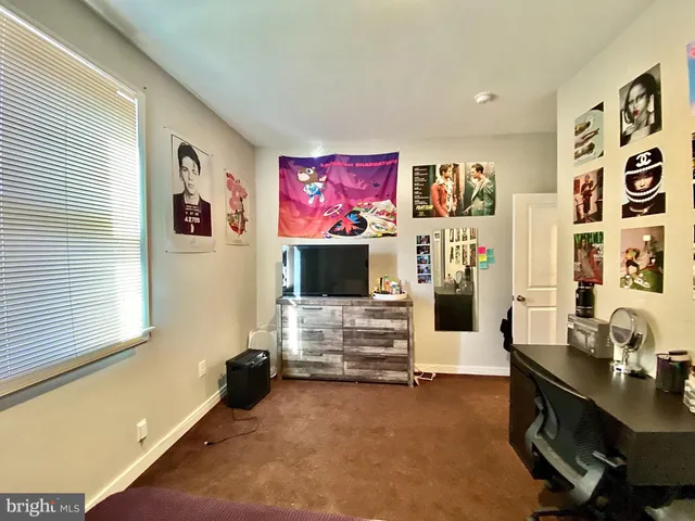 $3,500 | 2020 North Carlisle Street, Unit 2, Philadelphia, PA 19121