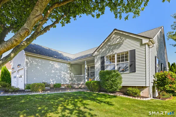 $429,900 | 18 Gibson Lane, Middletown, CT 06457