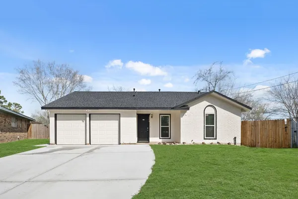 $2,345 | 3214 White Sail, League City, TX 77573