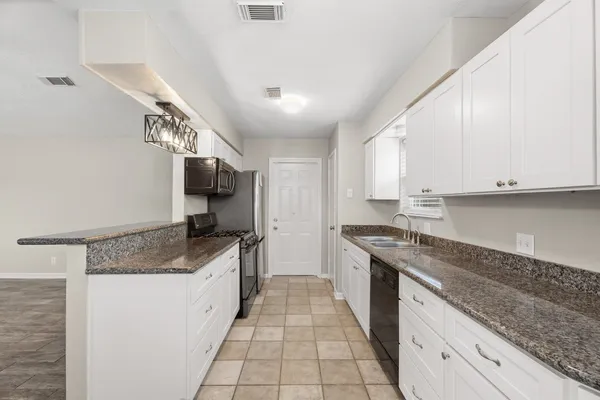 $2,345 | 3214 White Sail, League City, TX 77573