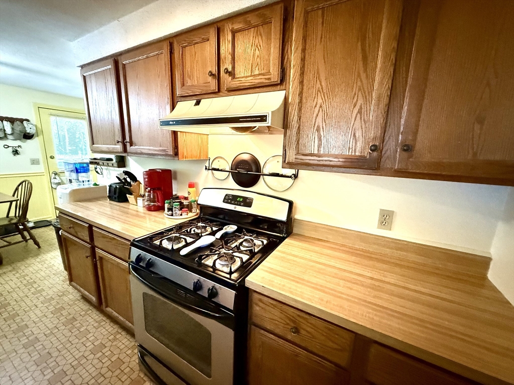348 Nichols Road Barre, MA 01005 - Photo 8 of 24 Gallery Image 8