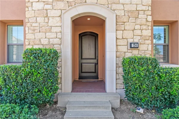 $1,799,000 | 124 Hargrove, Irvine, CA 92620