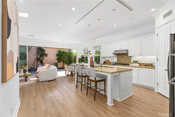 $1,799,000 | 124 Hargrove, Irvine, CA 92620