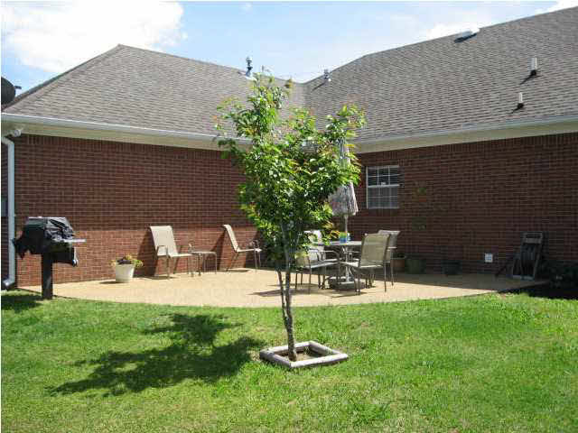 301 White Sand Road Florence, MS 39073 - Photo 21 of 24 PATIO WITH GAS GRILL