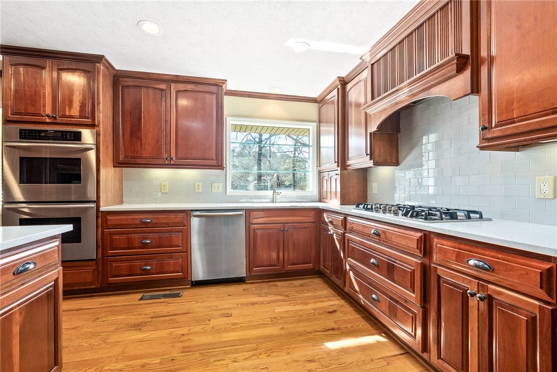 905 Moores Mill Road Auburn, AL 36830 - Photo 12 of 36 Kitchen with updated countertops