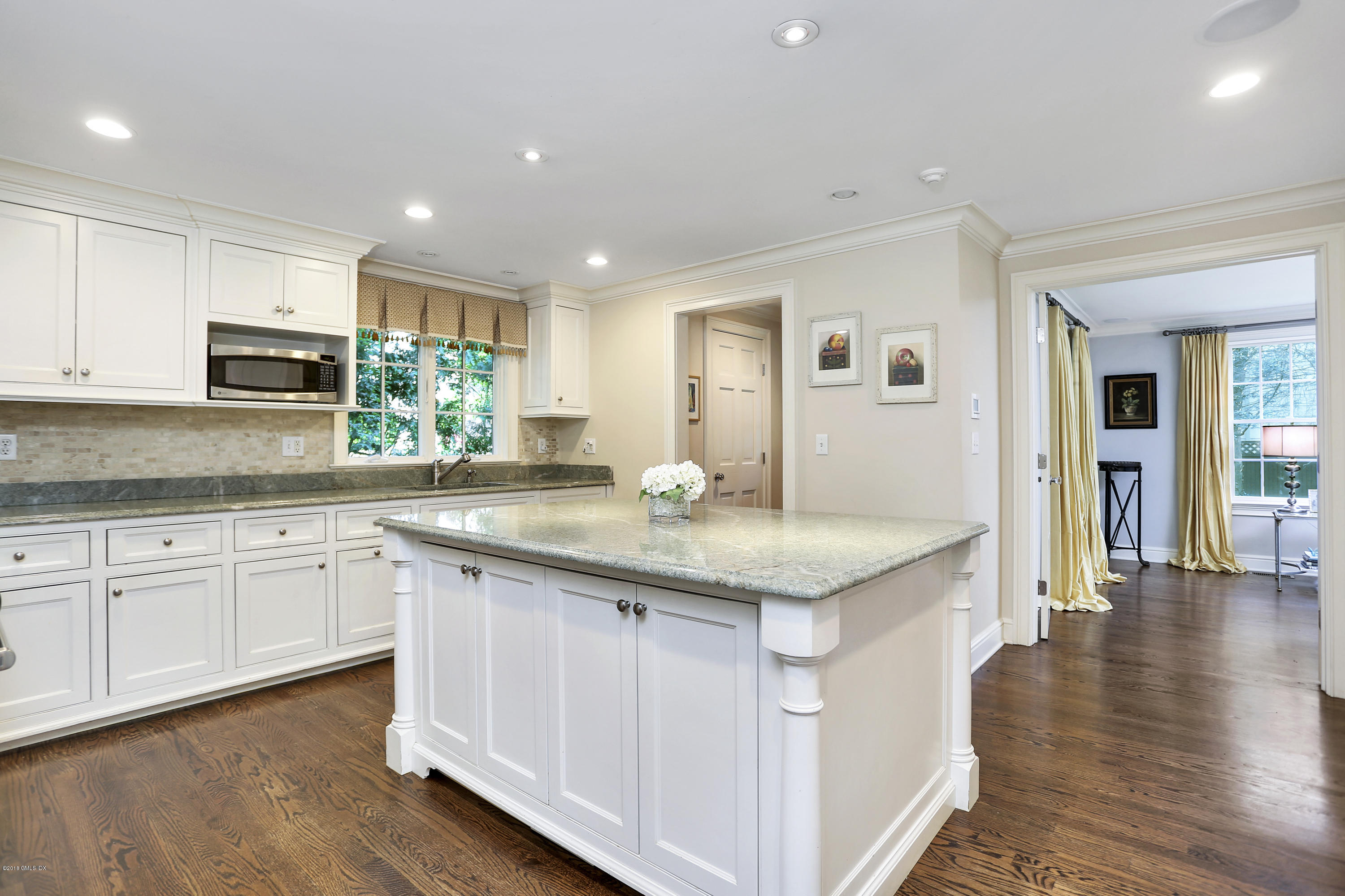 3 Hendrie Lane Riverside, CT 06878 - Photo 6 of 25 6