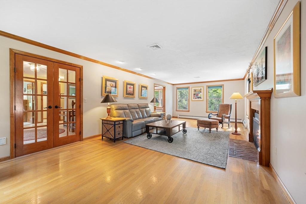 336 Simpson Road Marlborough, MA 01752 - Photo 13 of 42 Gallery Image 13