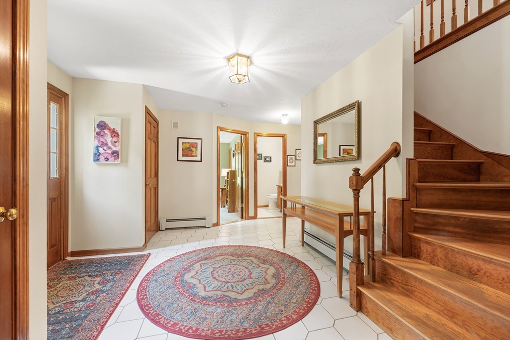 336 Simpson Road Marlborough, MA 01752 - Photo 16 of 42 Gallery Image 16