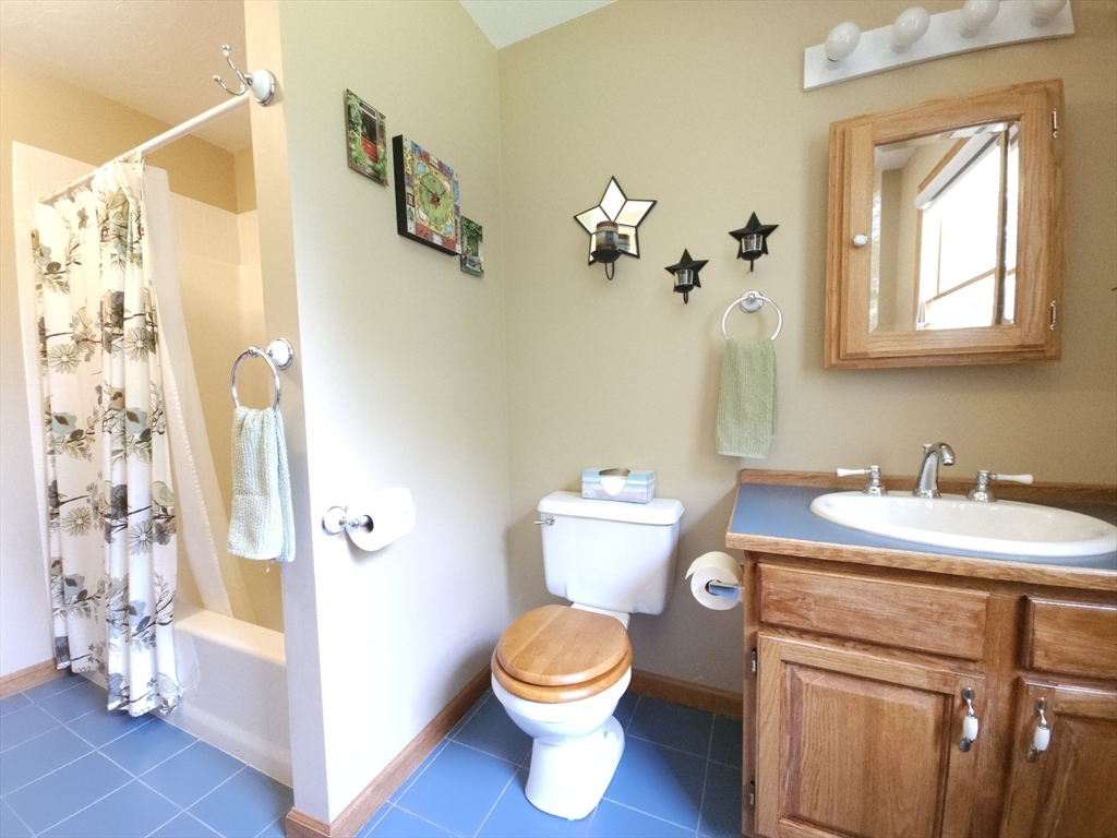 336 Simpson Road Marlborough, MA 01752 - Photo 29 of 42 Gallery Image 29