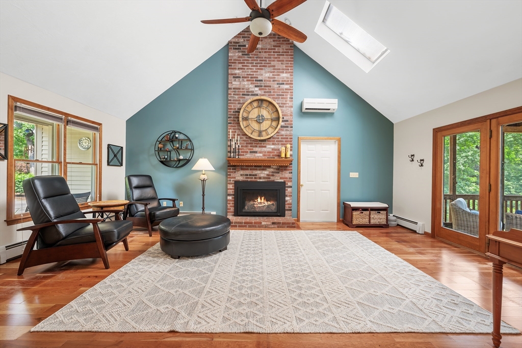 336 Simpson Road Marlborough, MA 01752 - Photo 8 of 42 Gallery Image 8