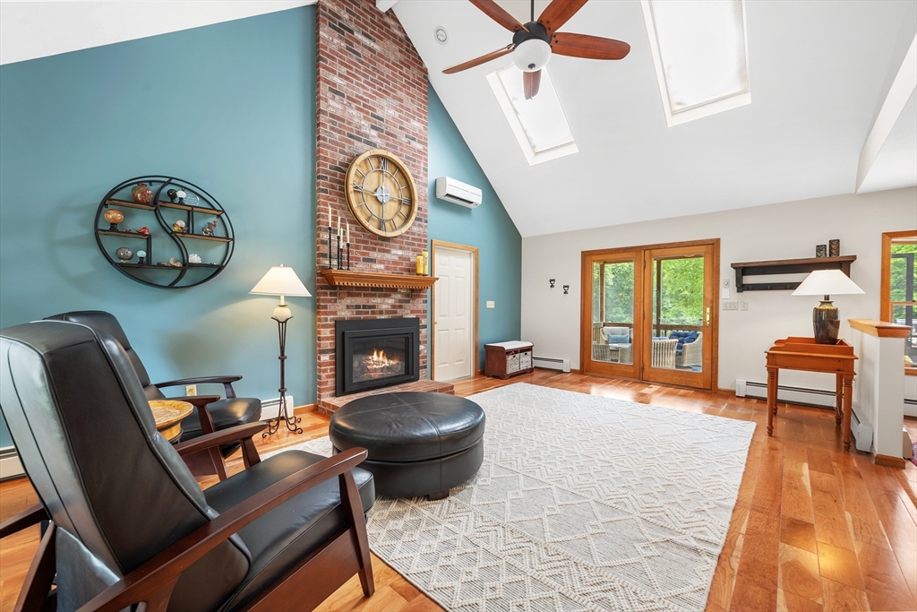 336 Simpson Road Marlborough, MA 01752 - Photo 9 of 42 Gallery Image 9