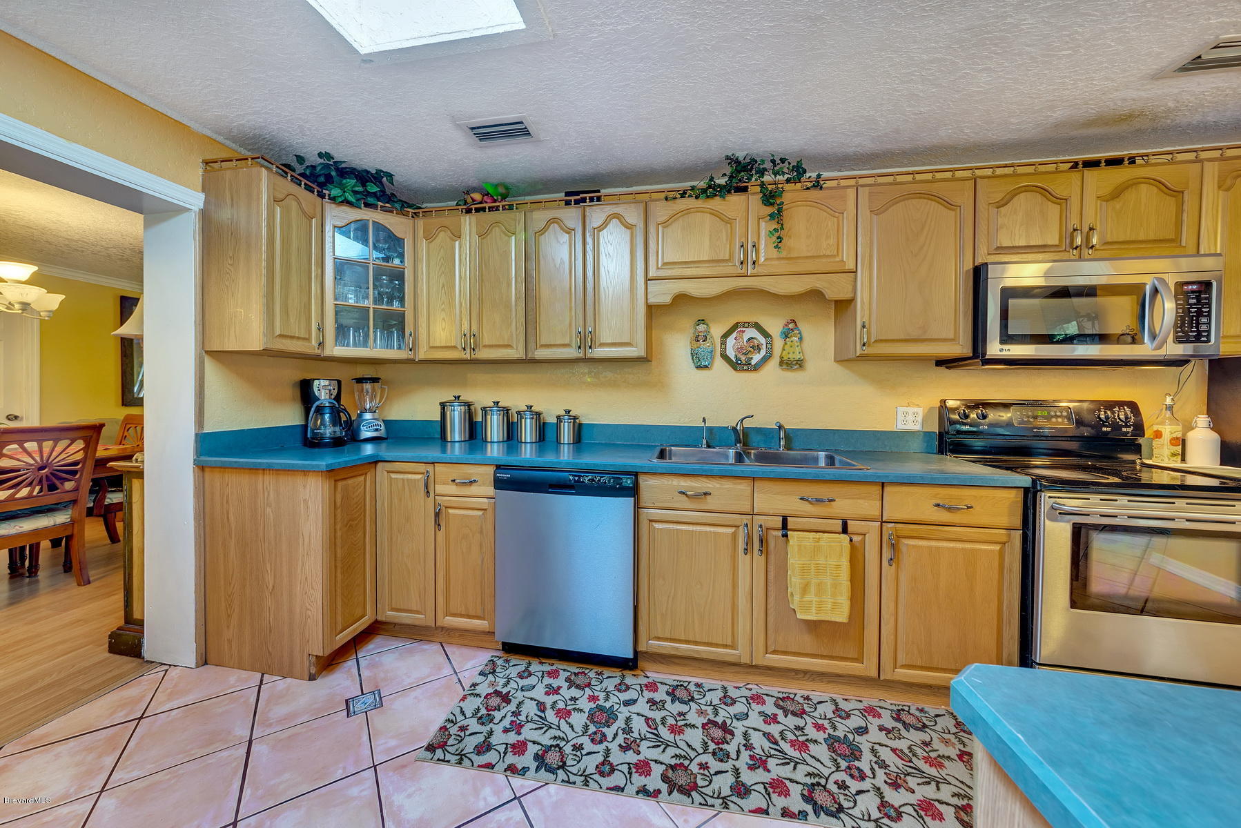 3875 Burton Road Grant Valkaria, FL 32950 - Photo 17 of 44 Custom Kitchen Cabinets
