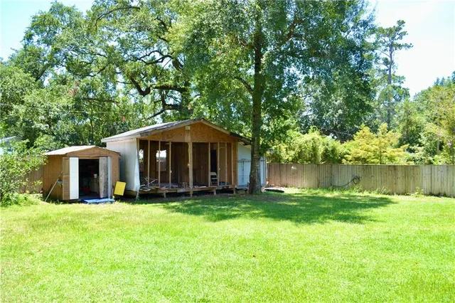 $265,000 | 727 Hutchinson Street, Mandeville, LA 70448