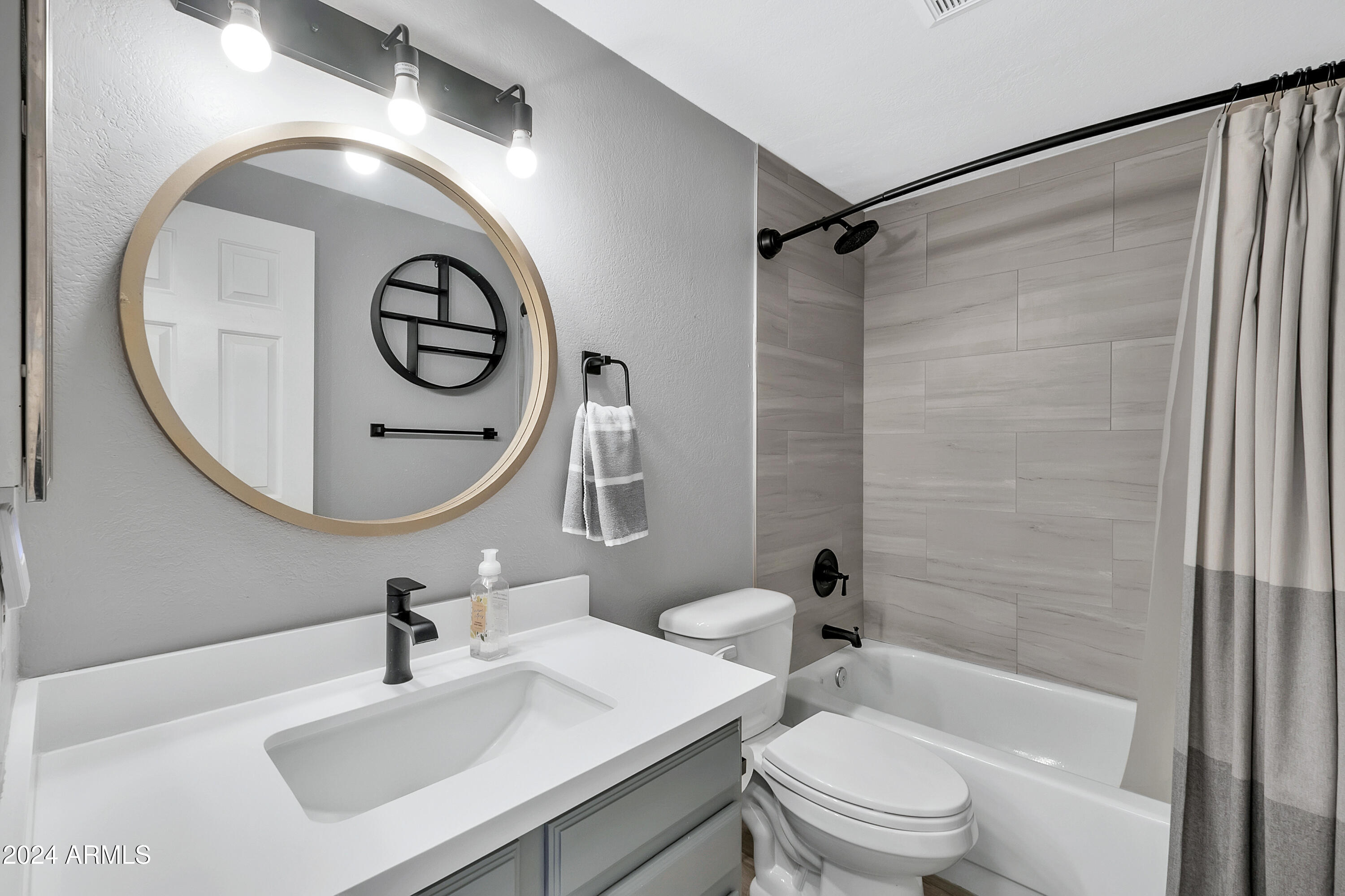 9711 East Mountain View Road, Unit 1516 Scottsdale, AZ 85258 - Photo 17 of 22 9711 E Mountain View Rd unit 1516-18