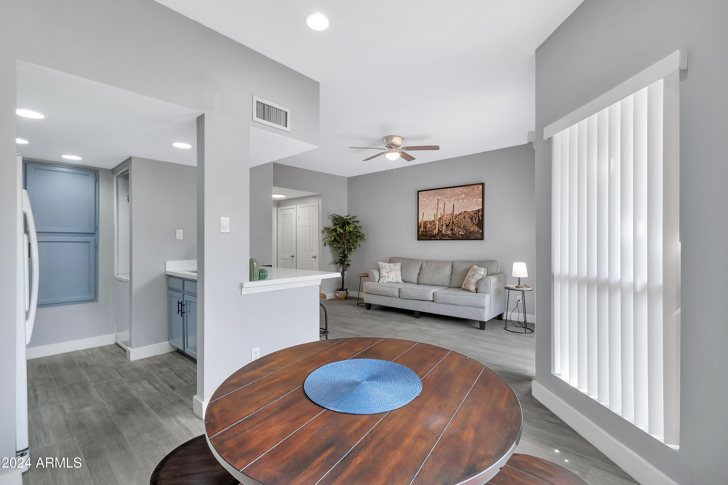 9711 East Mountain View Road, Unit 1516 Scottsdale, AZ 85258 - Photo 5 of 22 9711 E Mountain View Rd unit 1516-5