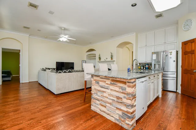 $399,900 | 9107 Fernwillow Drive, Spring, TX 77379