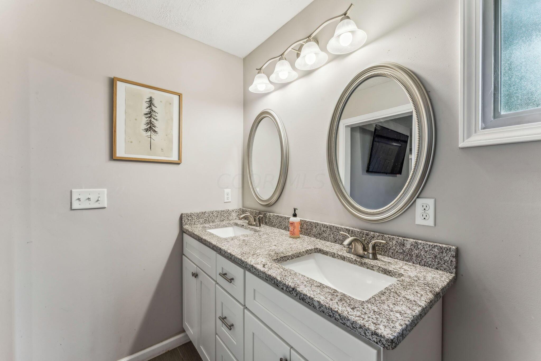 2925 Clermont Road Columbus, OH 43209 - Photo 22 of 46 BACCCFC5-86F6-4868-BFAB-32B1CDA03CDF