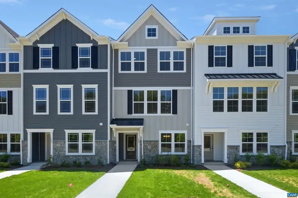 $314,900 | 291 Crowninshield Court, Waynesboro, VA 22980