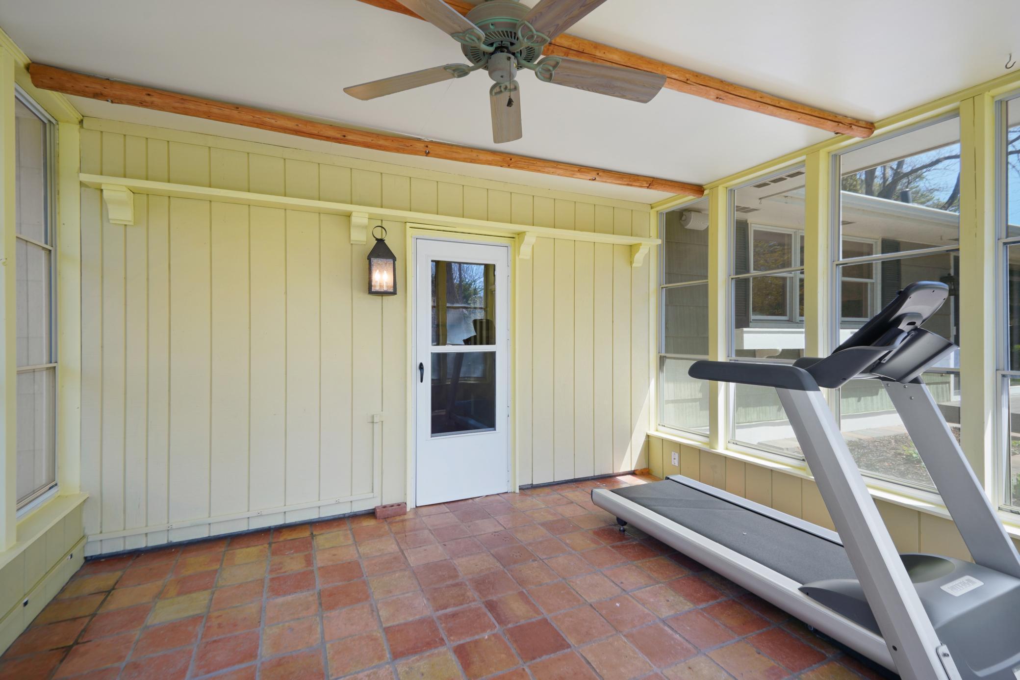17225 Manor Road Minnetonka, MN 55345 - Photo 18 of 41 Gallery Image 18
