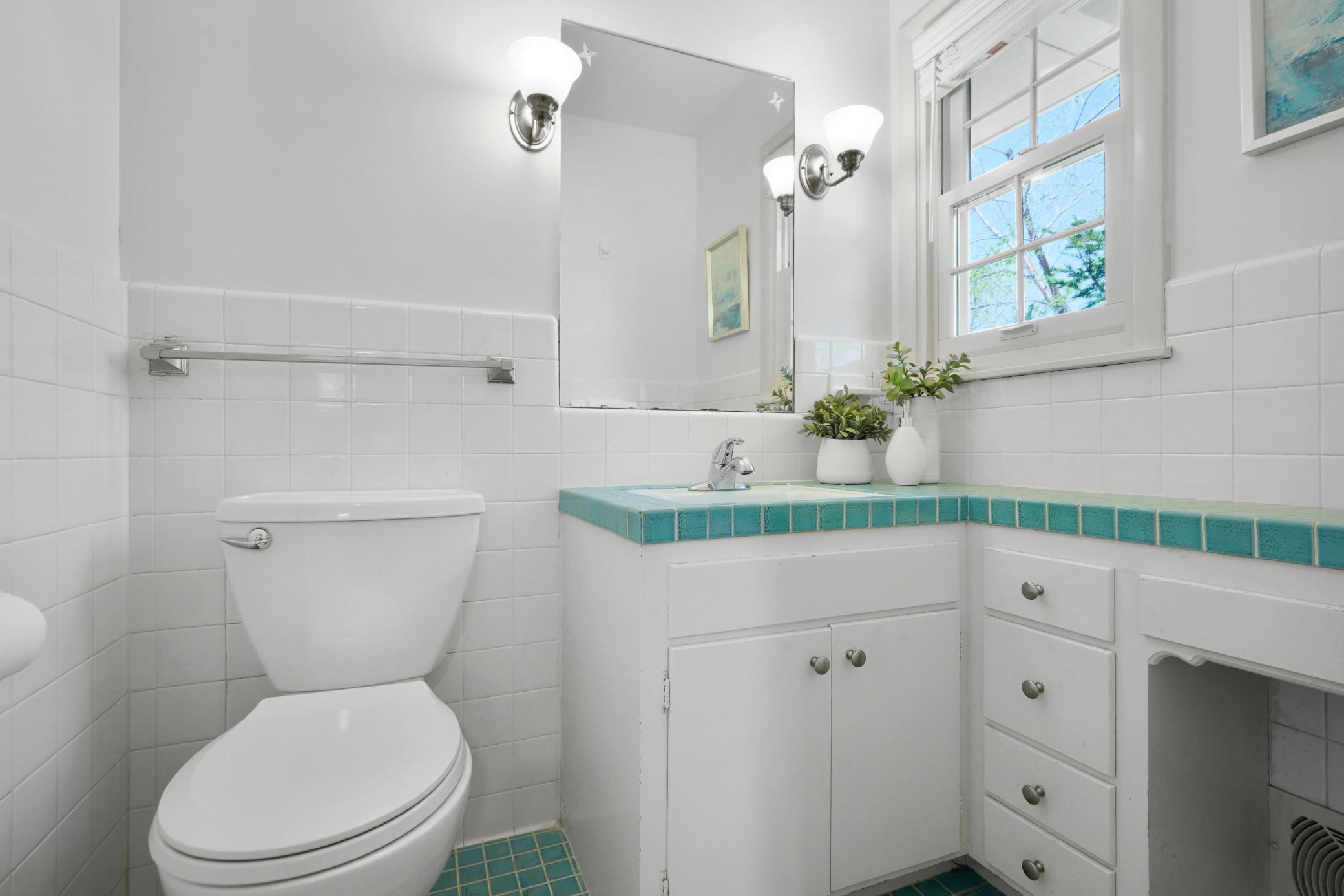 17225 Manor Road Minnetonka, MN 55345 - Photo 20 of 41 Gallery Image 20