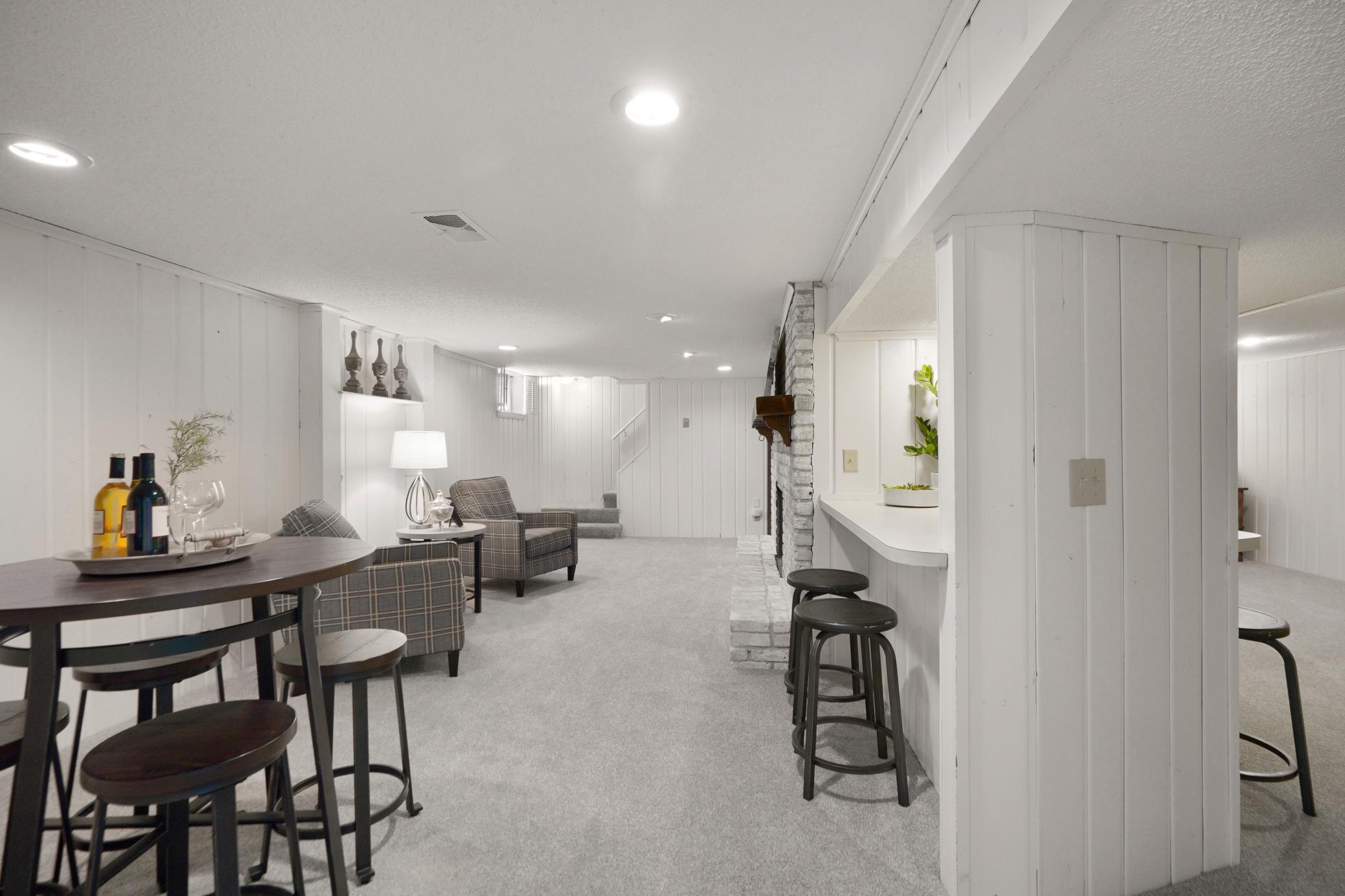 17225 Manor Road Minnetonka, MN 55345 - Photo 28 of 41 Gallery Image 28