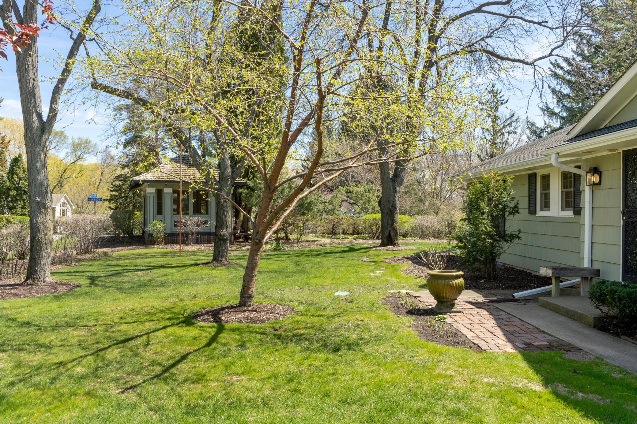 17225 Manor Road Minnetonka, MN 55345 - Photo 31 of 41 Gallery Image 31