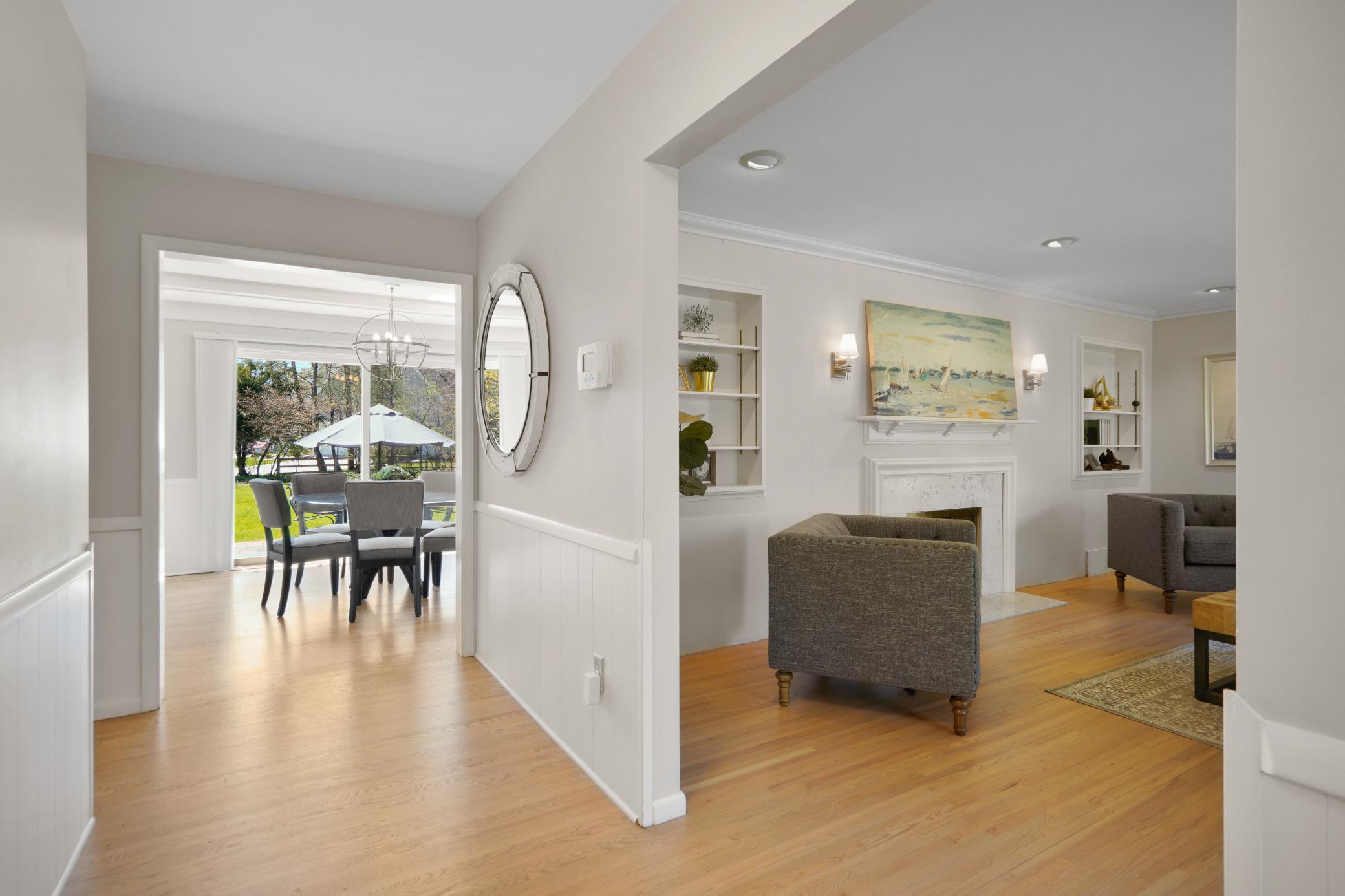 17225 Manor Road Minnetonka, MN 55345 - Photo 8 of 41 Gallery Image 8