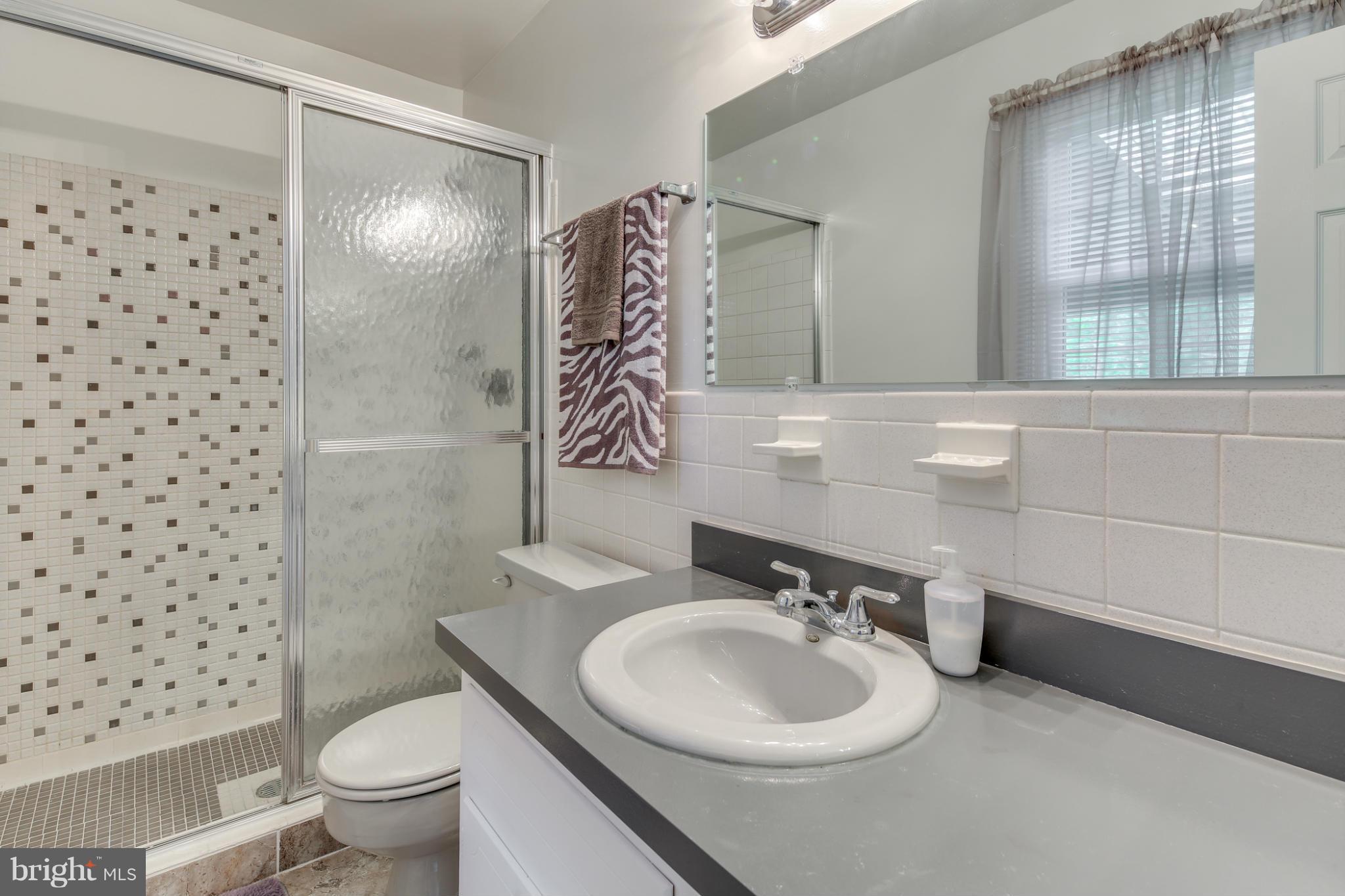 505 Garnett Road Joppa, MD 21085 - Photo 8 of 29 Bath (Master)