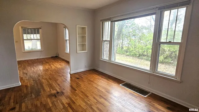 $115,000 | 203 South Orchard Drive, Carbondale, IL 62901