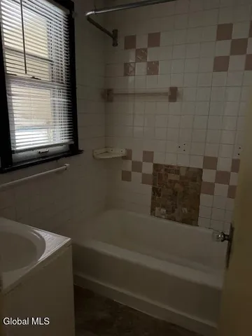 $189,900 | 62 Williams Street, Niskayuna, NY 12309