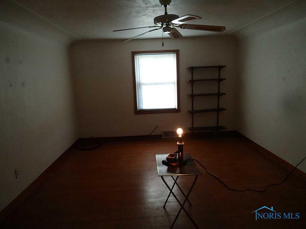1915 Rivard Road Toledo, OH 43615 - Photo 7 of 11 Bedroom. Upper level bedroom