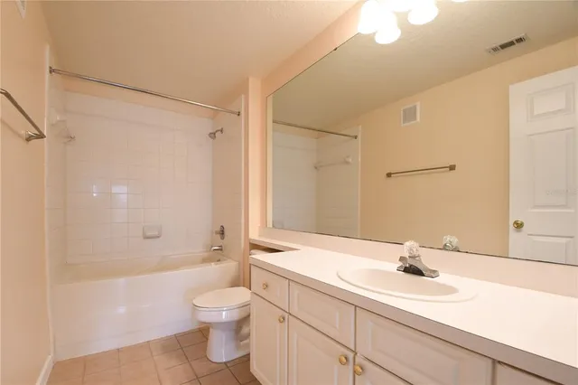 $2,100 | 14214 Fredricksburg Drive, Unit 108, Orlando, FL 32837