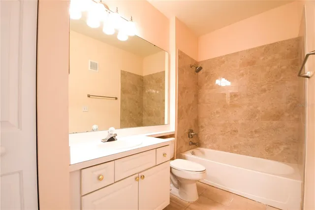 $2,100 | 14214 Fredricksburg Drive, Unit 108, Orlando, FL 32837