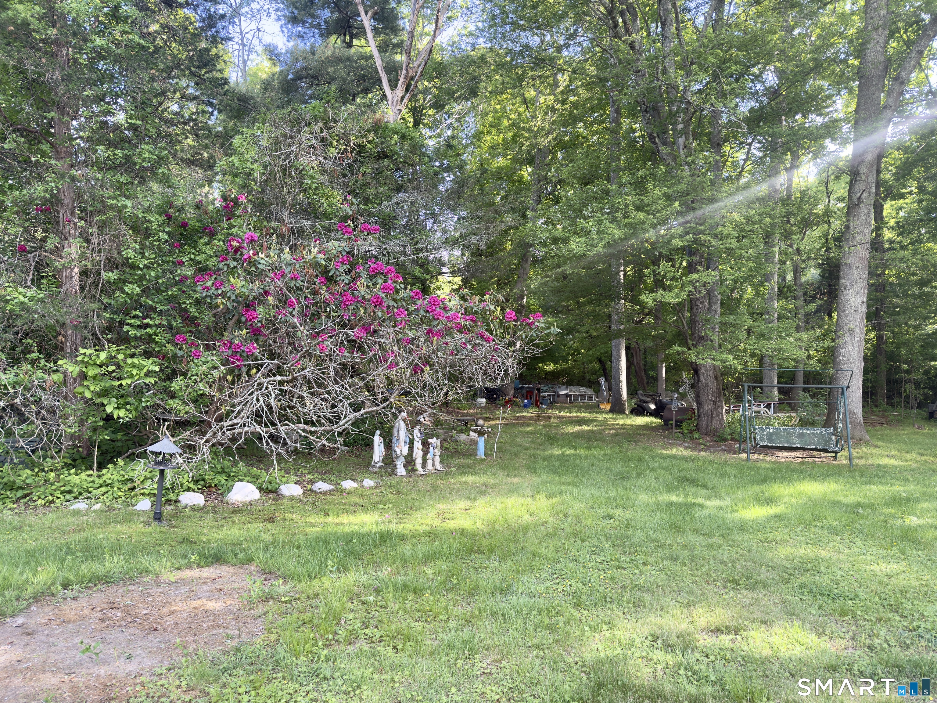 39 Shawnee Drive Killingly, CT 06239 - Photo 3 of 14