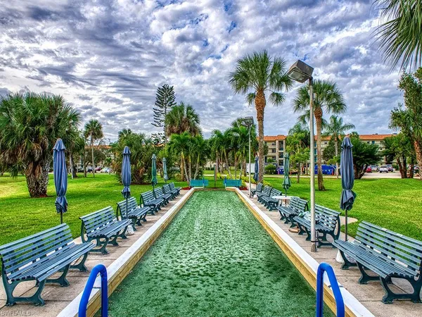 $197,000 | 4380 27th Court Southwest, Unit 202, Naples, FL 34116