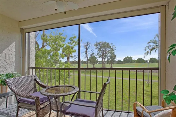 $197,000 | 4380 27th Court Southwest, Unit 202, Naples, FL 34116