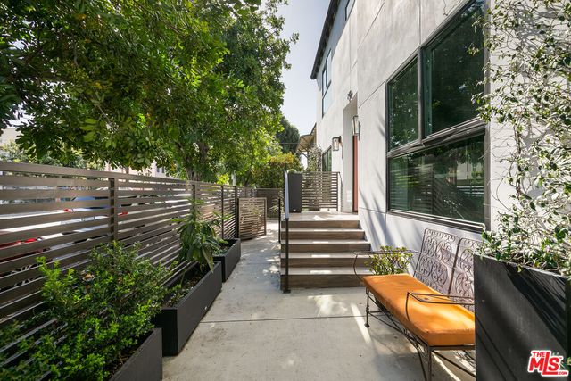 $649,000 | 249 North Bonnie Brae Street, Unit 1, Los Angeles, CA 90026