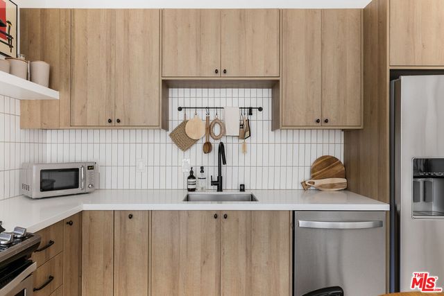 $649,000 | 249 North Bonnie Brae Street, Unit 1, Los Angeles, CA 90026