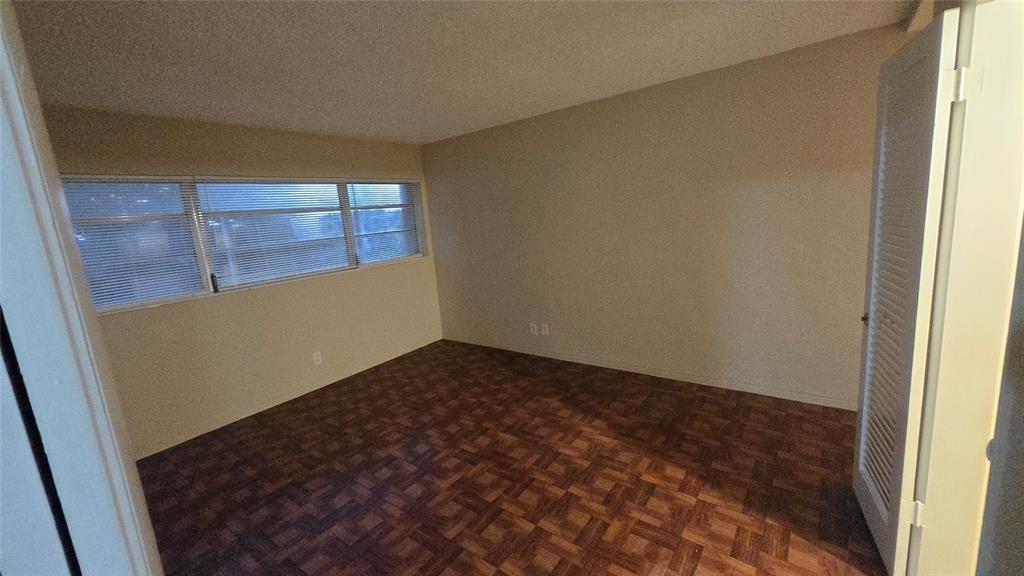 16800 Northeast 15th Avenue, Unit 310 North Miami Beach, FL 33162 - Photo 13 of 23