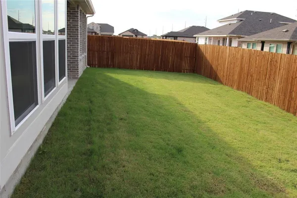 $2,750 | 1821 Briar Rose Drive, Denton, TX 76207