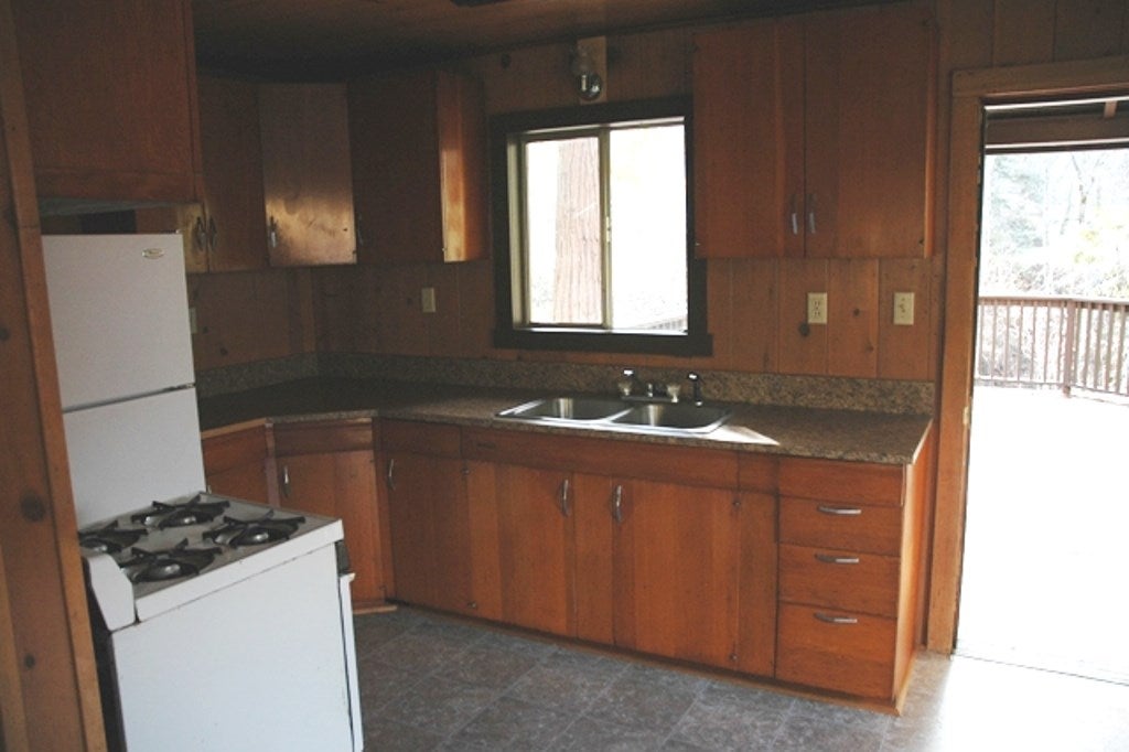 115 Fowler Road Happy Camp, CA 96039 - Photo 8 of 11 Gallery Image 8