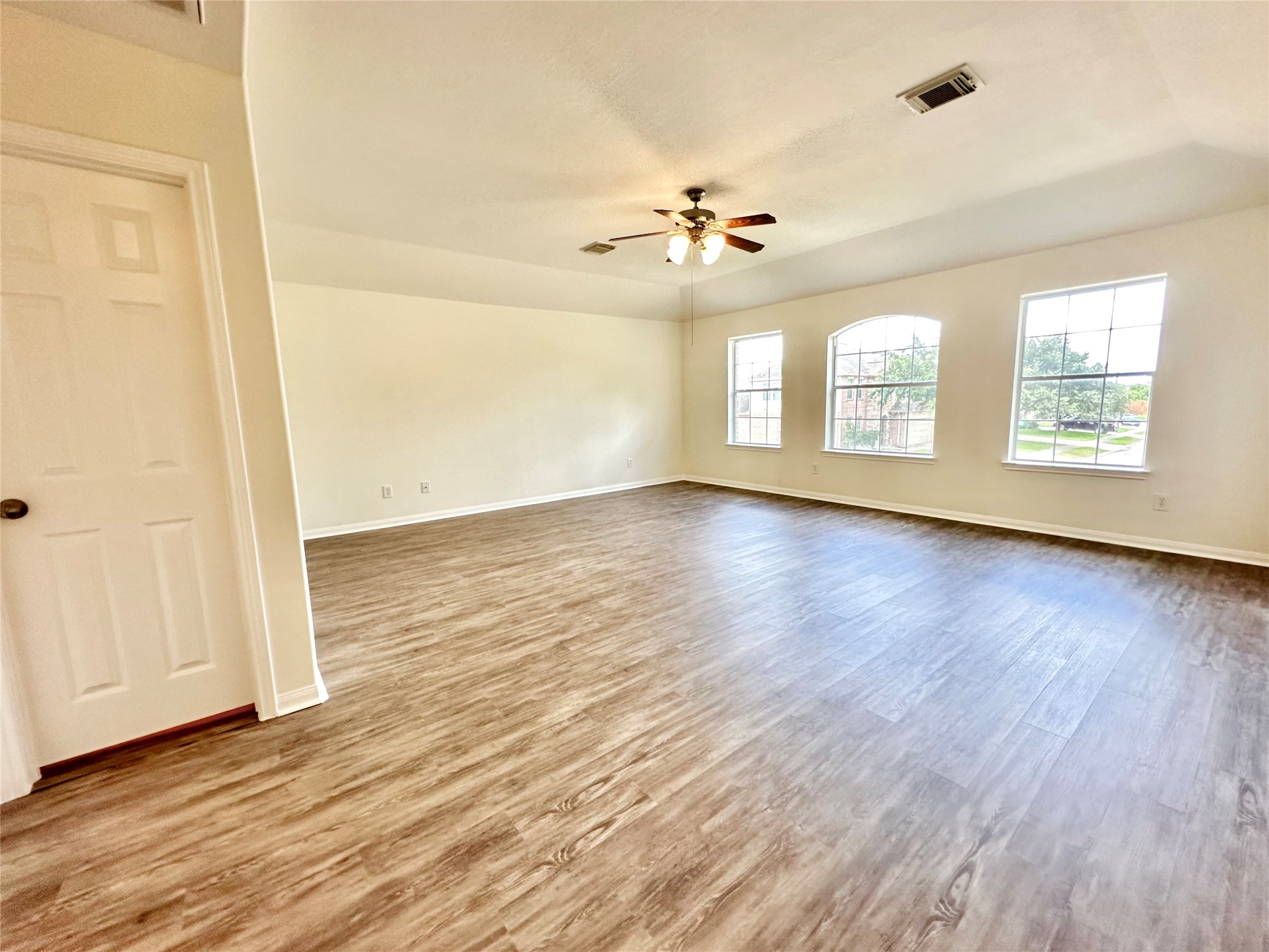 25311 Clover Ranch Drive Katy, TX 77494 - Photo 17 of 27 Game room with beautiful windows