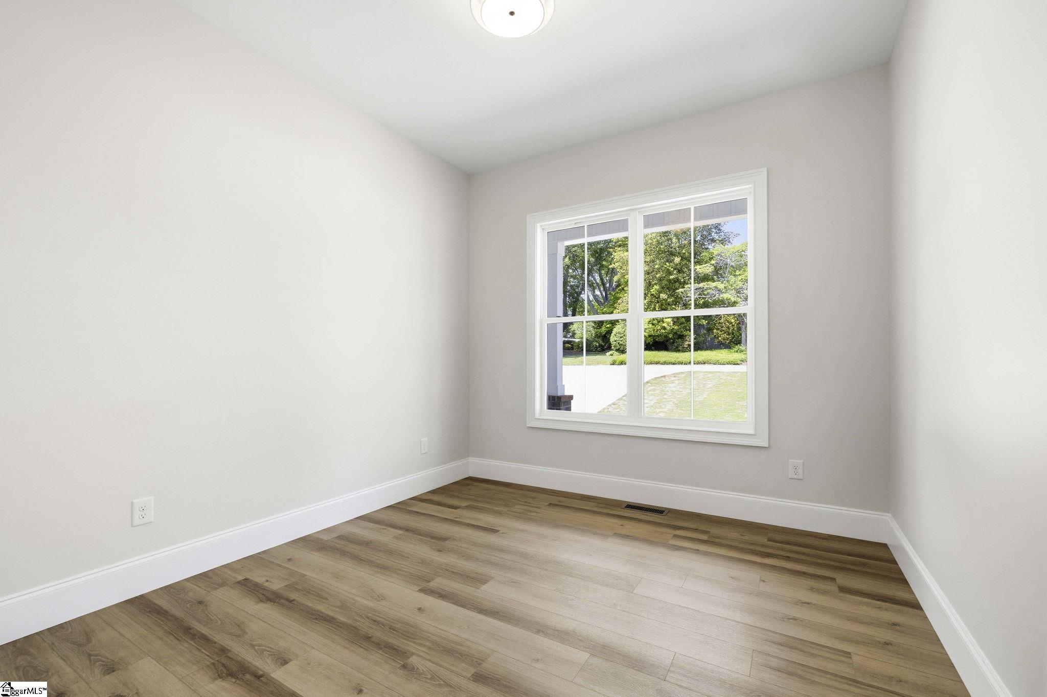 104 Mt Vernon Road Greer, SC 29651 - Photo 17 of 26