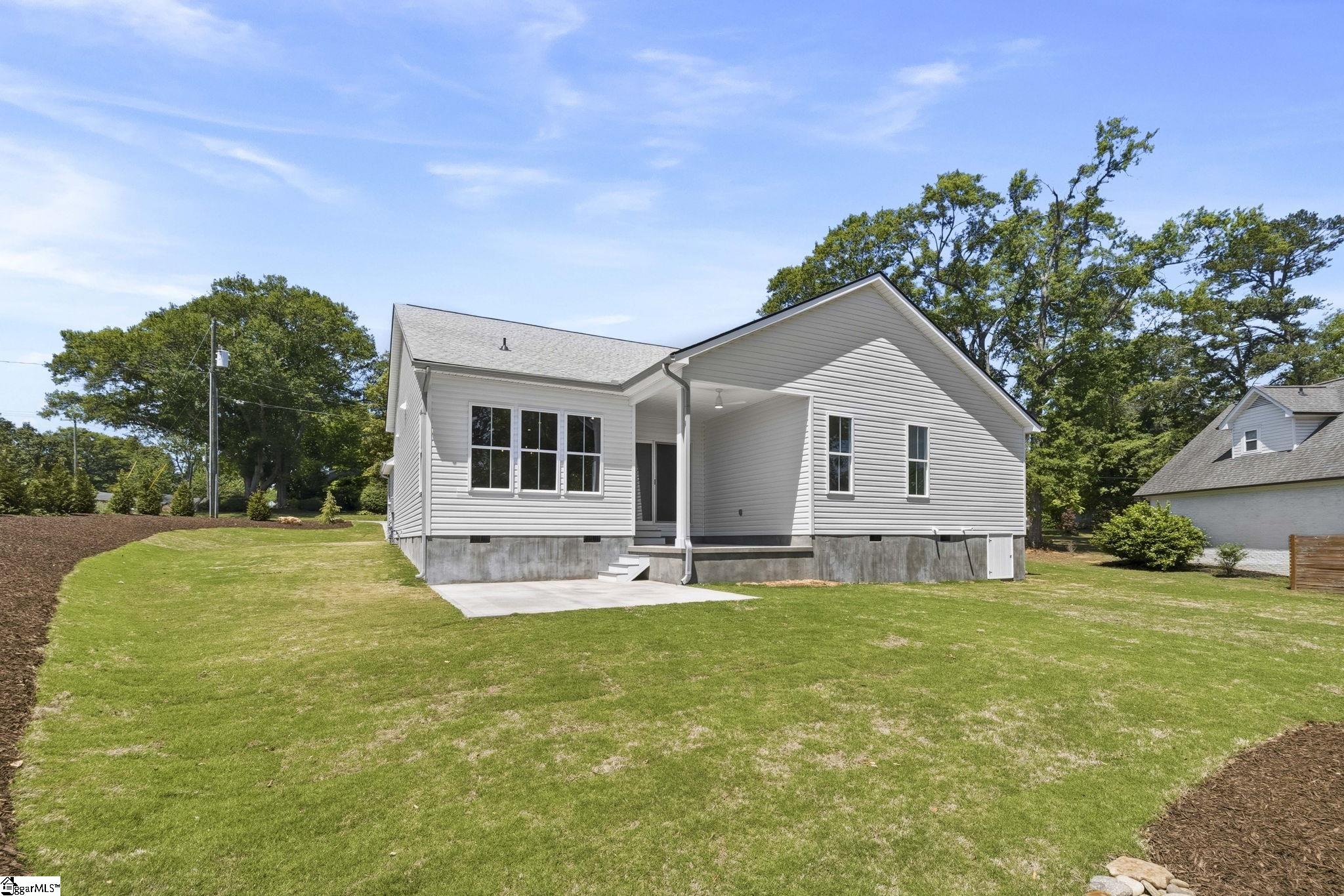 104 Mt Vernon Road Greer, SC 29651 - Photo 24 of 26