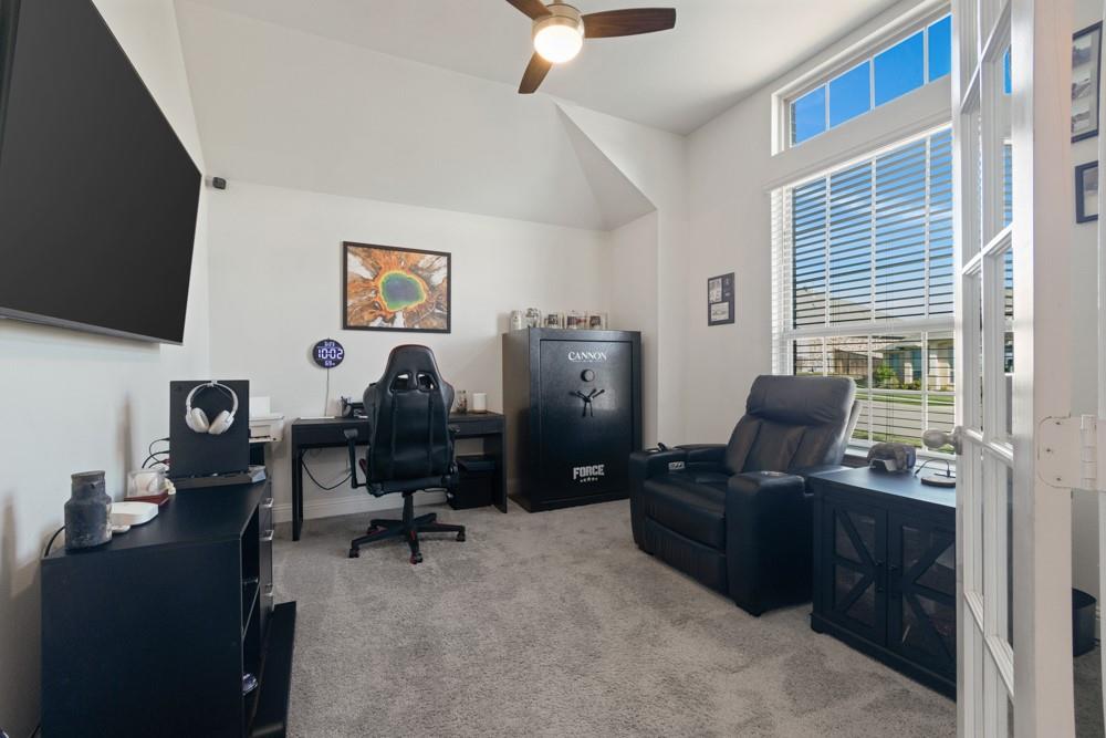 511 Ranchwood Drive Justin, TX 76247 - Photo 6 of 31 Office or flex space off the entry