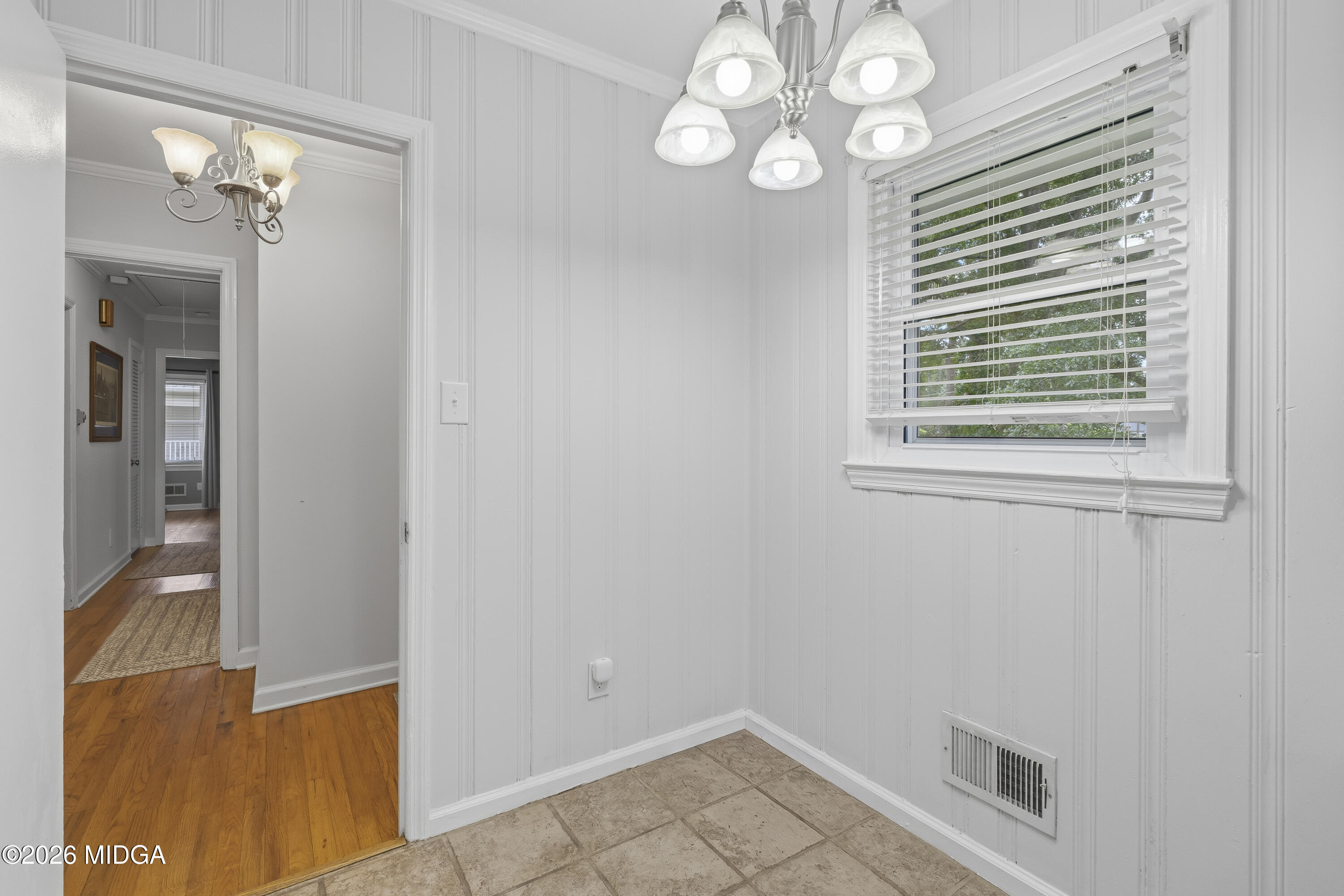 786 Windsor Road Macon, GA 31204 - Photo 22 of 45 786 Windsor Rd-05726