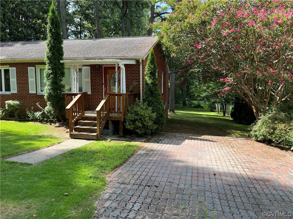 6309 Derwent Road Richmond, VA 23225 - Photo 4 of 24 Gallery Image 4