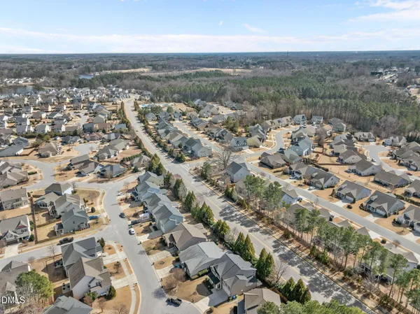 $2,390 | 729 Lake Artesia Lane, Fuquay-Varina, NC 27526