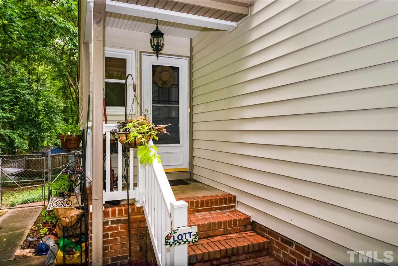 100 Canterfield Road Cary, NC 27513 - Photo 4 of 28 Gallery Image 4