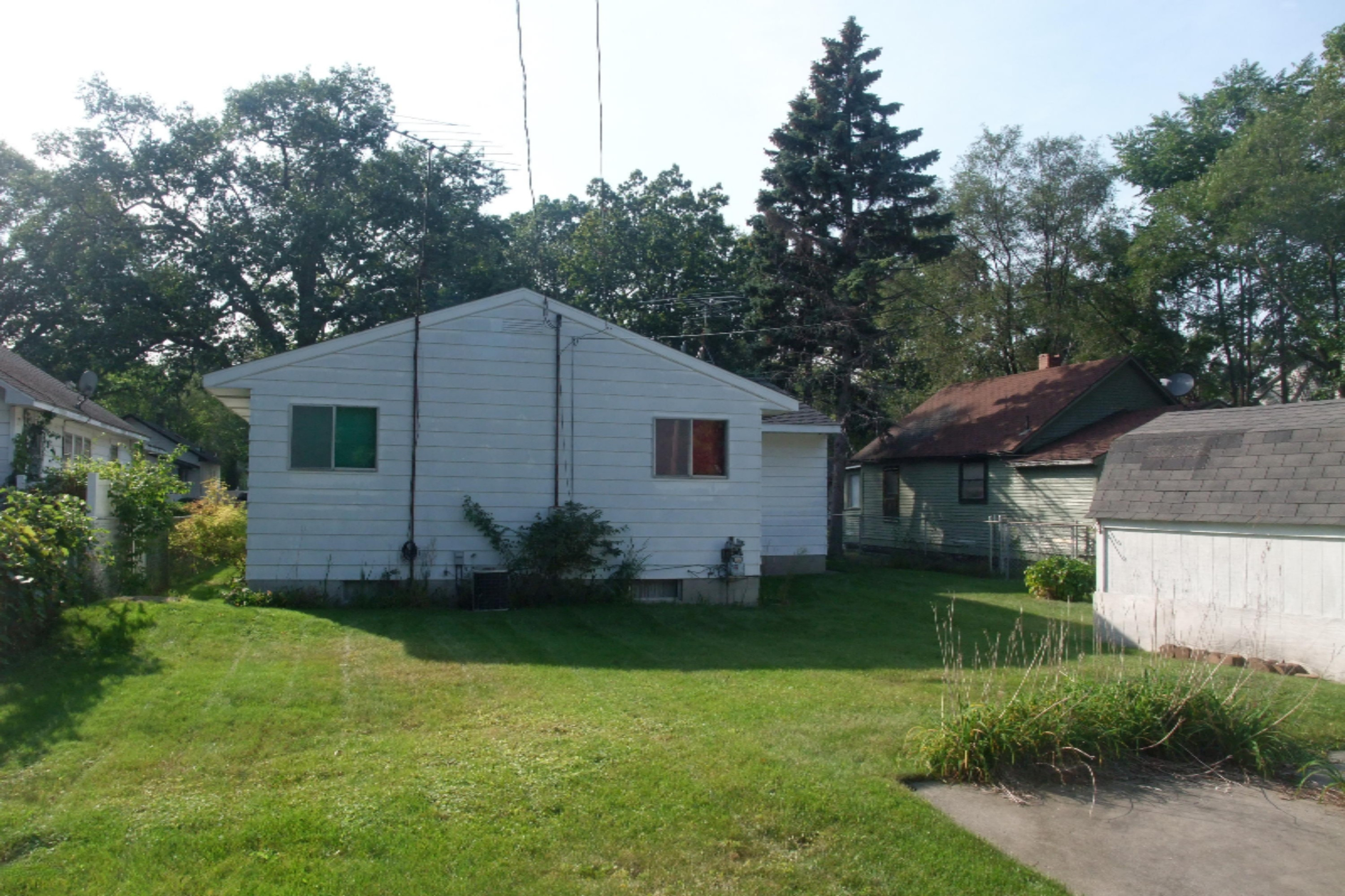 1364 Princeton Road Muskegon, MI 49441 - Photo 15 of 36 DSCF0004